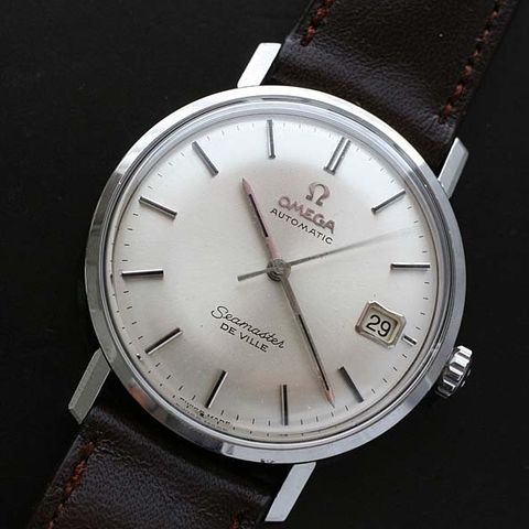 Bedrift kjøper gamle Omega klokker. Garantert en enkel, trygg og ryddig handel!