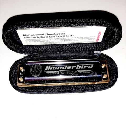 Hohner Low Bb Munnspill + LF