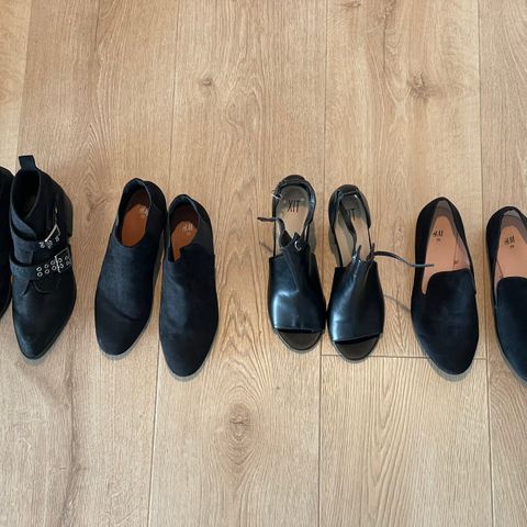 4 par sko selges samlet