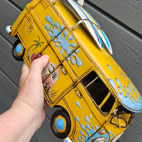 1:18 Volkswagen Bus 1967, i blikk