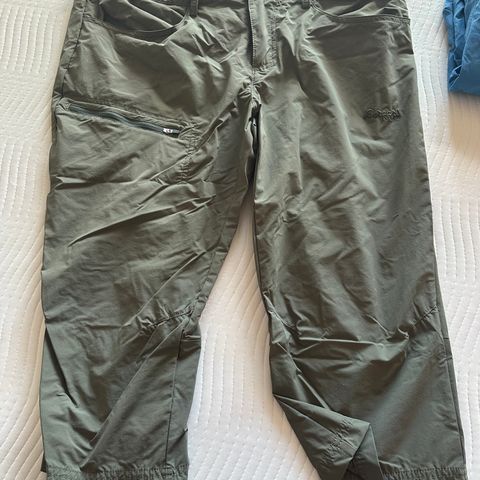 2 bergans piratbukse og 1 bergans shorts selges