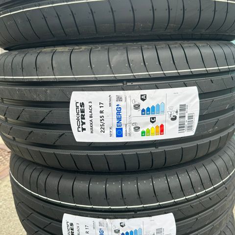 Dekk 225/55r17