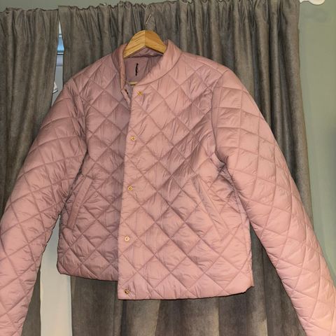 rosa jakke