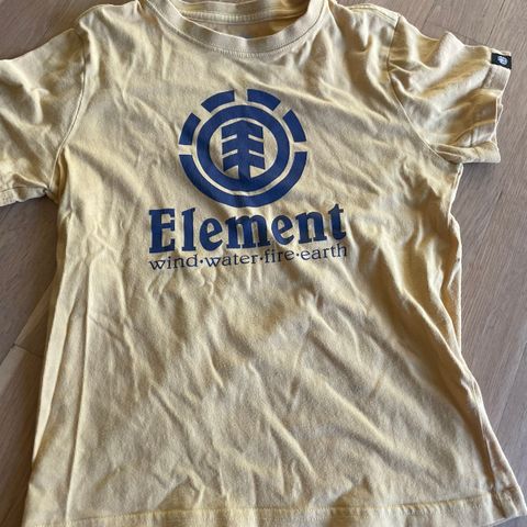 Element t-skjorte 10 år