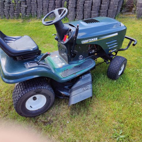 Craftsman plentraktor LT 1000