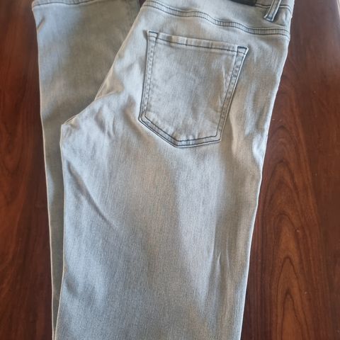 Hugo Boss lys jeans, str 34/34