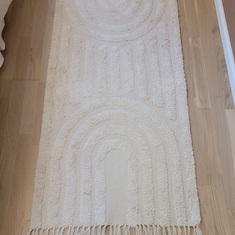 2 stk offwhite tepper fra Jysk, 70x140 cm