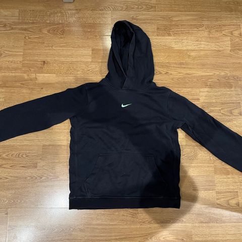 Nike hettegenser str 147-158 cm