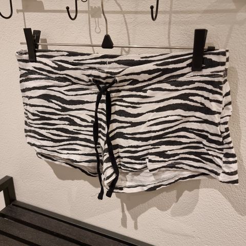 Shorts (Zebra) [str. S]