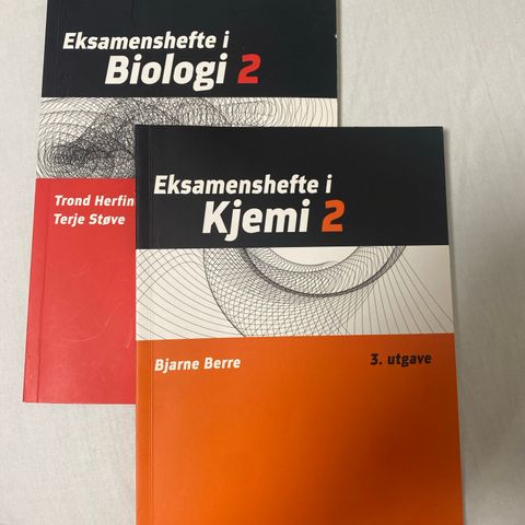 Eksamenshefte i kjemi 2 og biologi 2