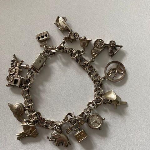 Vintage sølvarmbånd med charms