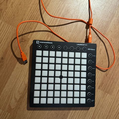 Novation LAUNCHPAD MK2