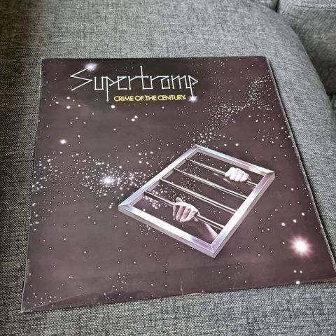 SUPERTRAMP      CRIME OF THE CENTURY