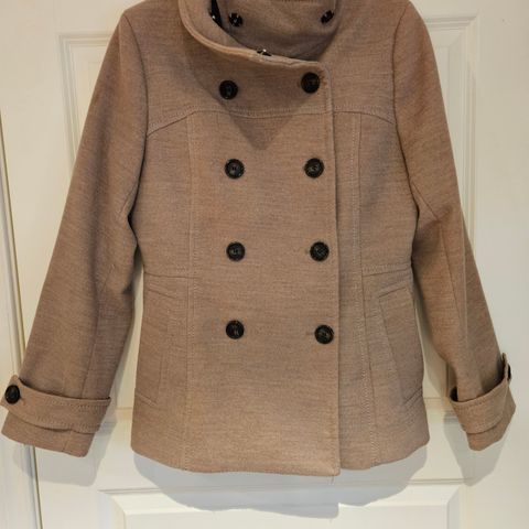 H&M jakke. Størrelse EUR 40