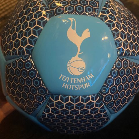 Blå tottenham ball