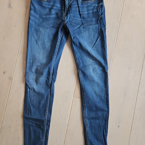Jeans / bukse fra Mango i str 40.