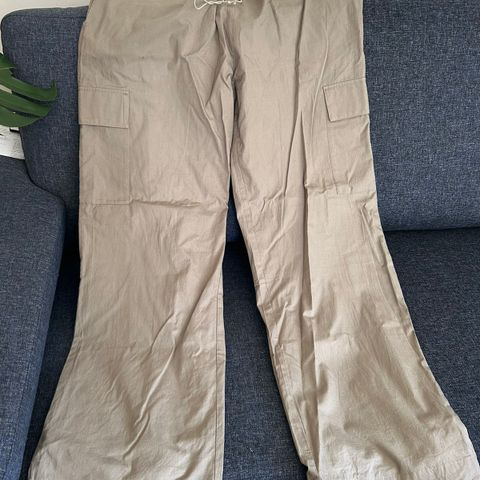 Pent brukt parachute pants, Str. S