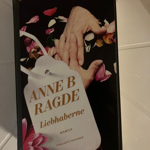 Liebhaberne ( Anne B Ragde) 5. bok i serien om Berlinerpoplene .Utgitt 2017