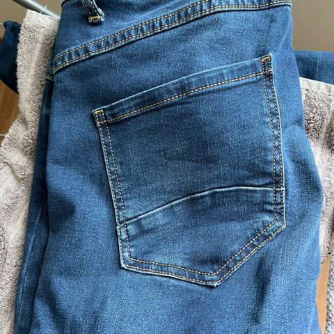 B-young str:42 Dame jeans Strechstoff