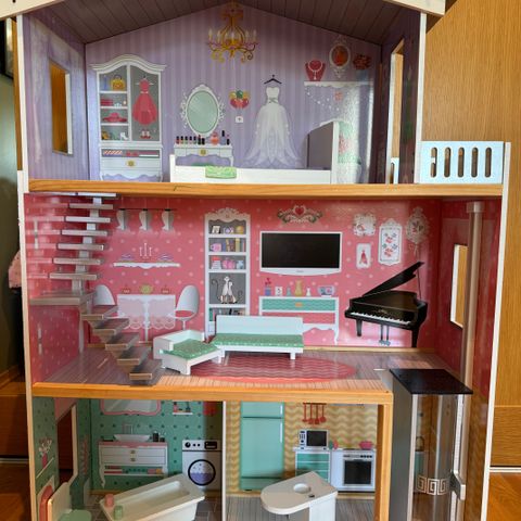 Dukkehus til små dukker eller barbie