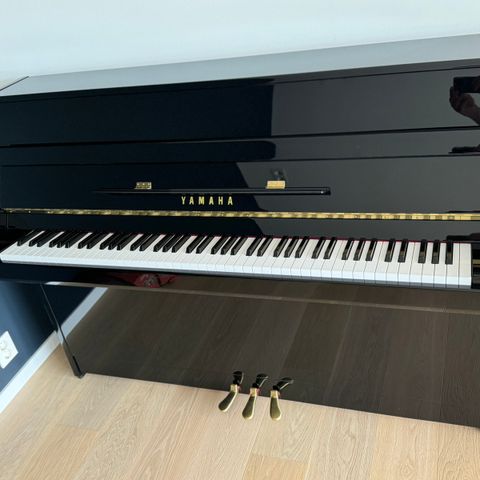 Piano Yamaha b1PE