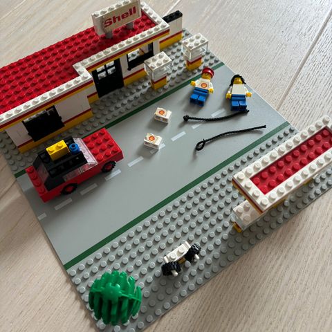 Lego 377 Shell service station