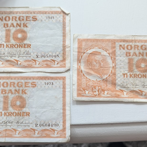 3x 10 kroner sedler (gultiere)