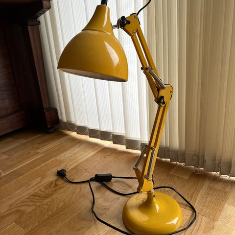 Skrivebordslampe