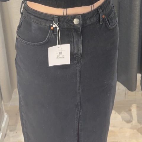 Denim skjørt, bik bok