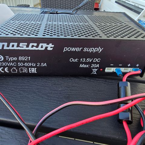 Mascot power supply 230v til 13,5v dc