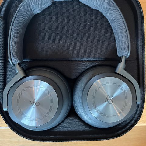 bang & olufsen beoplay hx headset