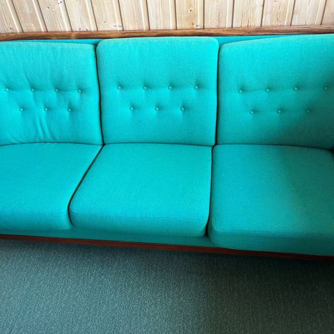 Sofa og 2x stoler - kvalitetsprodukt