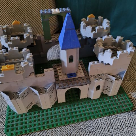 Lego Castle til salgs