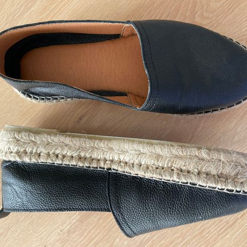 Lekre og behagelige espadrillos fra LOUE str. 38, mykt skinn.