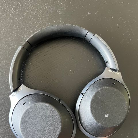 Sony høretelefoner - WH-1000XM2 (sort)