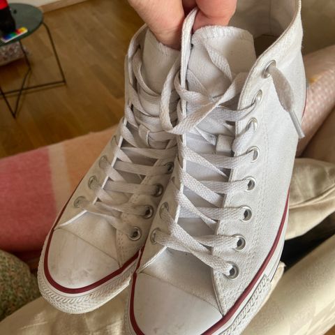 Hvite Converse