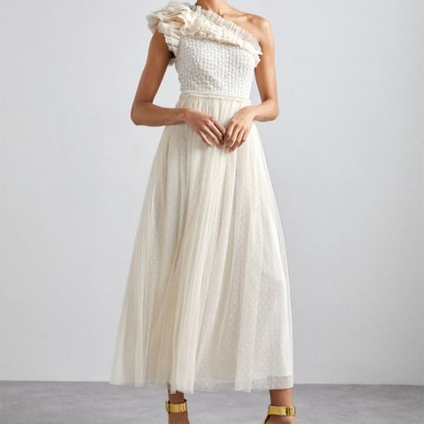 Nydelig kjole fra Needle & Thread