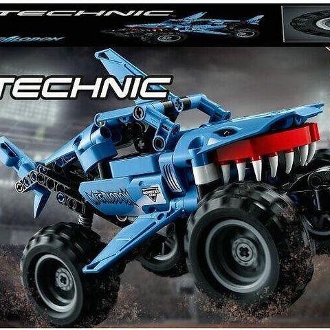 LEGO Technic Monster Jam - Megalodon 42134 (<50% off original price)