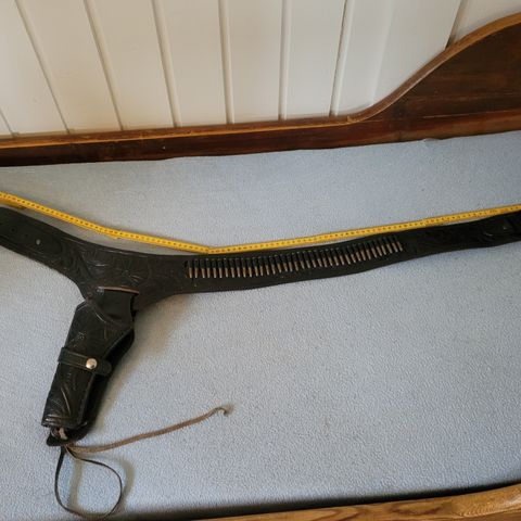 Western holster, Left hand