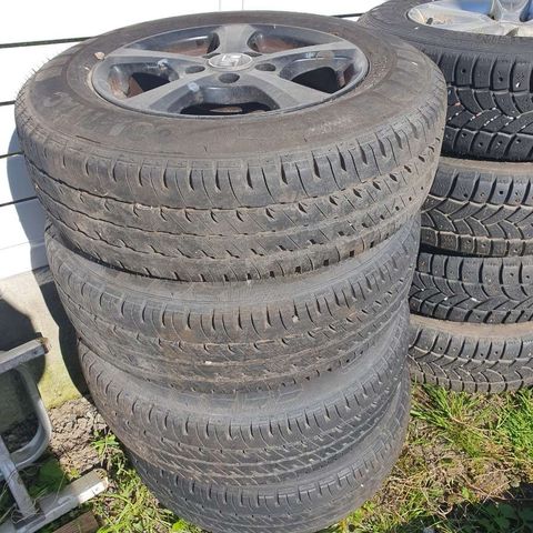 Sommerdekk 195/70R15c 104/102R