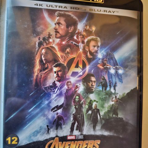 Avengers: Infinity War 4K UHD + Blu-Ray selges!