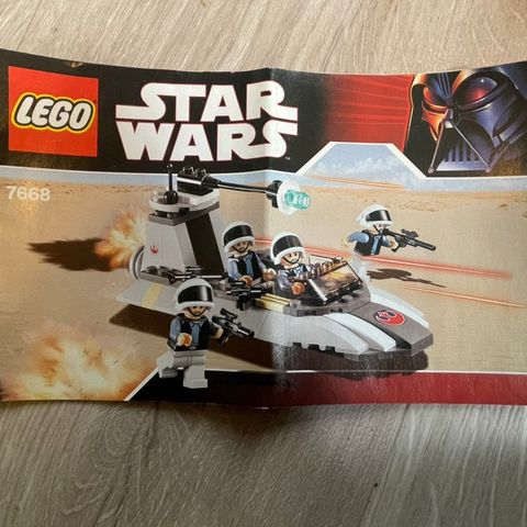 LEGO Star Wars Rebel Scout Speeder 7668