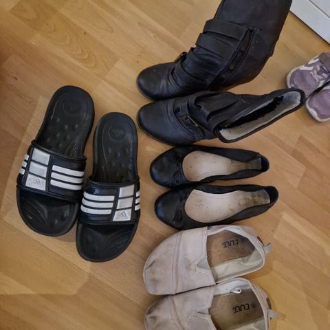 Diverse sko