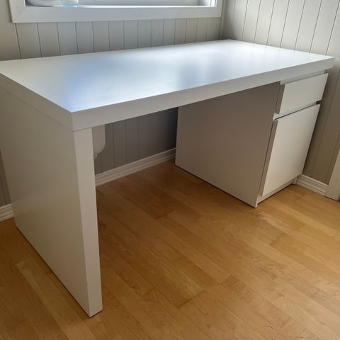 Ikea Malm skrivebord