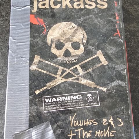 Jackass DVD set selges!