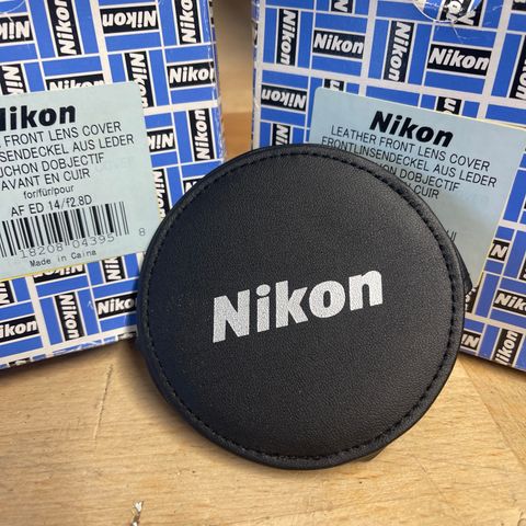 Nikon objektiv deksel til14mm f.2.8