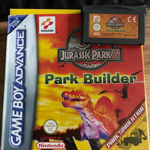 Jurassic Park : Park Builder til Game Boy selges med cover