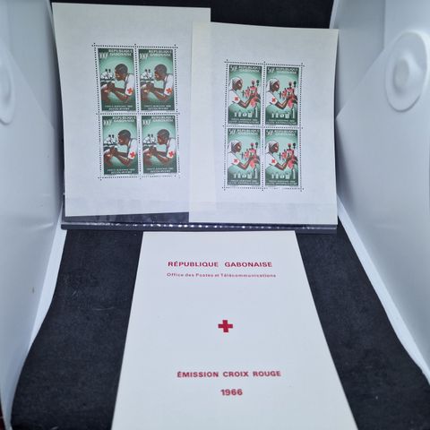 Fransk Gabon 1966 - Røde Kors - 8 frimerker 2 miniark