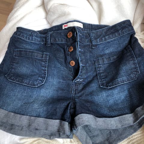 Levis shorts