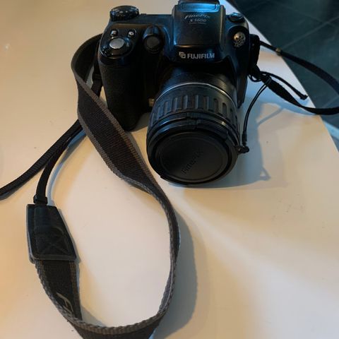 Fujifilm finepix s5600